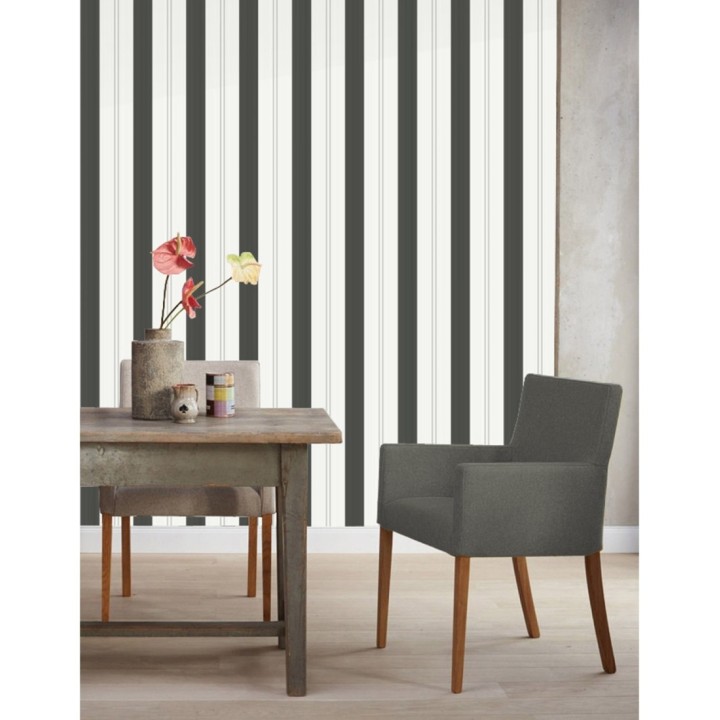 Papel pintado de rayas anchas gris oscuro con raya diplomática - Raya Sivane 421607