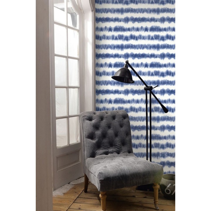 Papel pintado rayas difuminadas azul marino estilo nórdicoPapel pintado Raya Astrid Ethnic 676936 - Raya Astrid Ethnic 676936