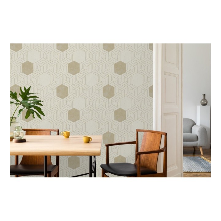 Papel pintado geométrico hexagonal color aluminio dorado fondo beige pálido mate - Kendal 679827