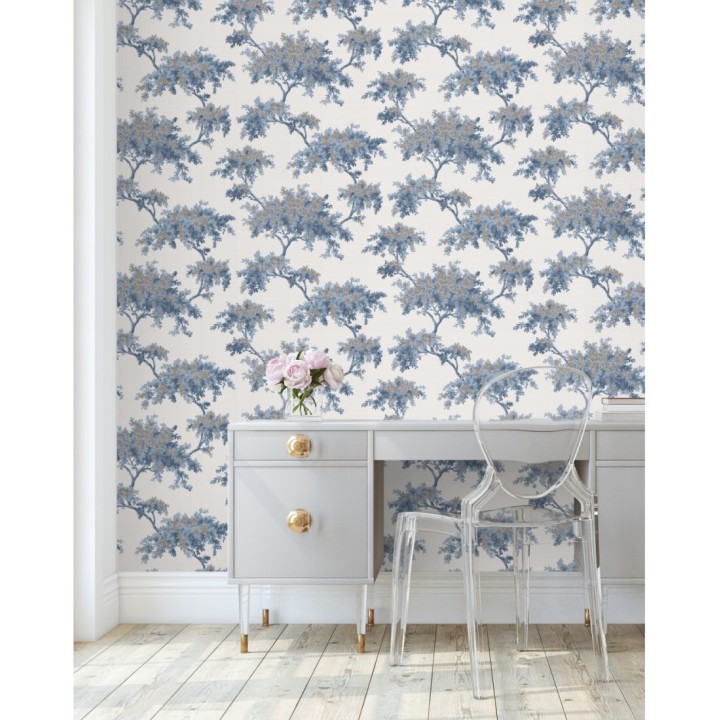 Papel pintado de árboles color mate con algunas hojas con efecto nácar - Elwood 681211