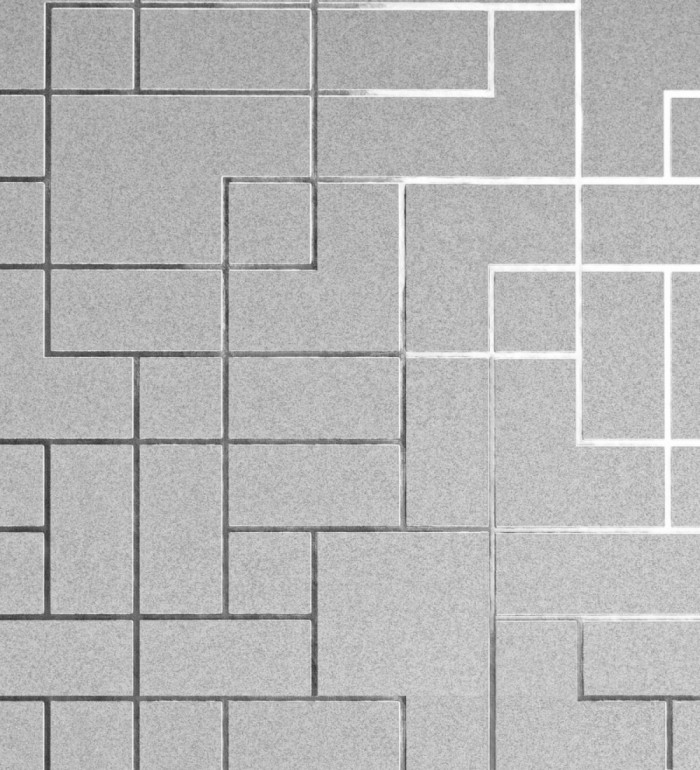 Papel pintado geométrico de líneas plata metalizadas fondo gris claro mate estilo Art Decó - Goutier 681254