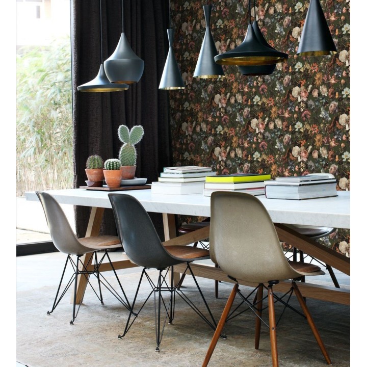 Papel pintado artístico de flores fondo verde oscuro estilo renacentista - Oberyn Flowers 681789