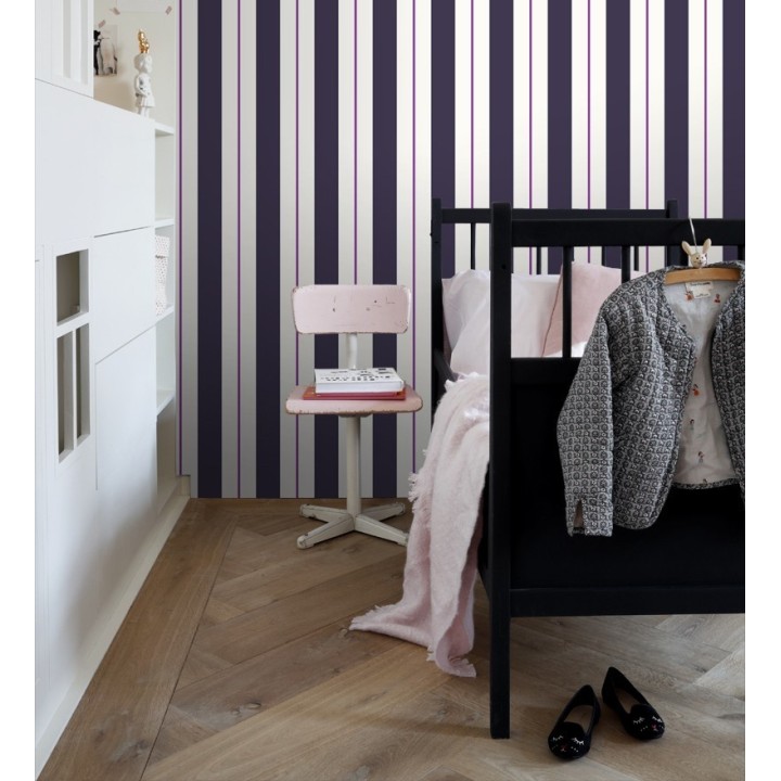 Papel pintado de rayas juveniles morado y violeta - Branly Stripes 681796