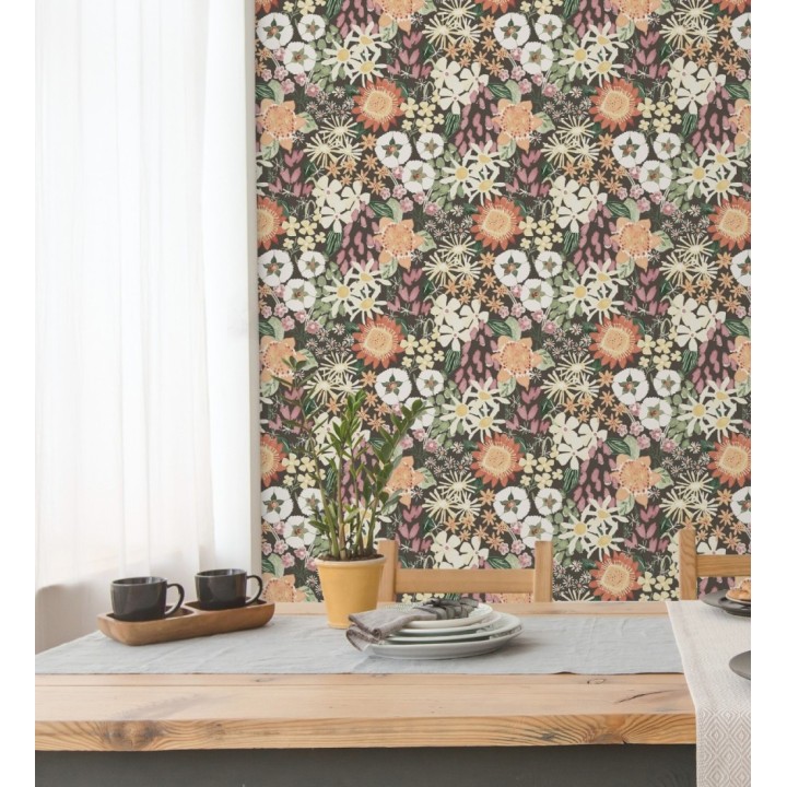 Papel pintado jardín de flores fondo marrón oscuro estilo botánico  - Masie Garden 682059