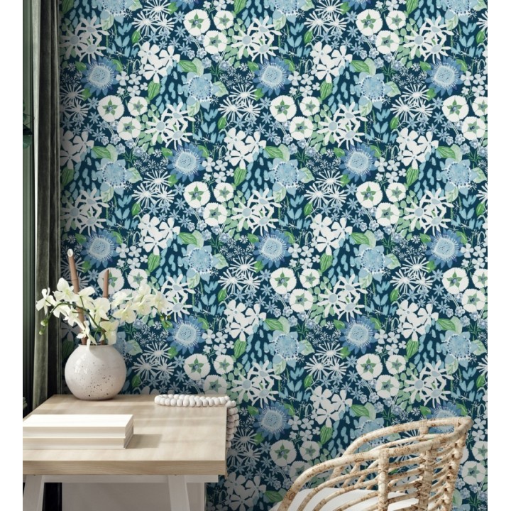 Papel pintado jardín de flores fondo azul estilo botánico  - Masie Garden 682061