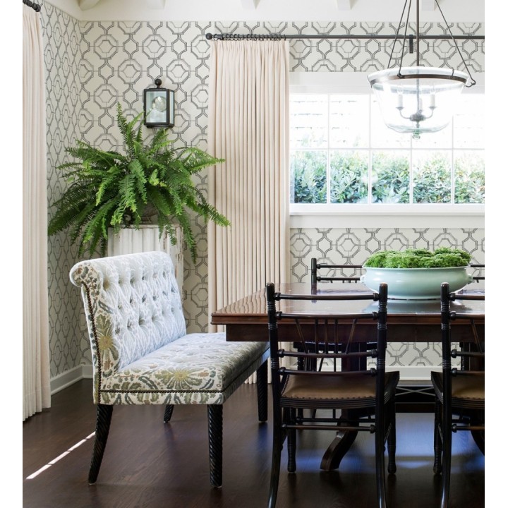 Papel pintado de celosía tradicional color negro - Leslie House 682121