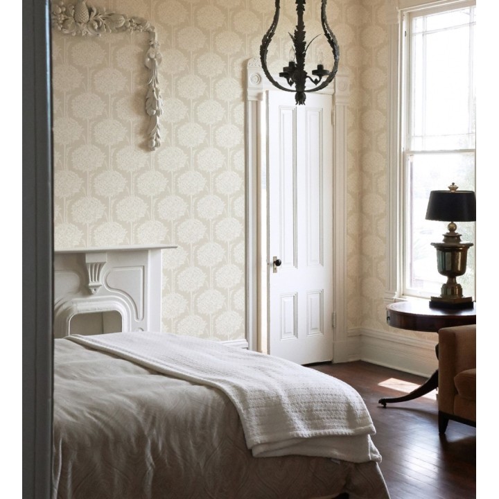 Papel pintado de ramos de flores diseño romántico fondo color blanco roto - Sarah Eden 682432