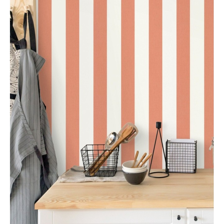 Papel pintado de rayas color coral y blanco imitando al tejido de lino - Garbo Stripes 682607