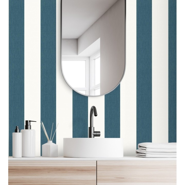 Papel pintado de rayas color turquesa oscuro y blanco imitando al tejido de lino - Garbo Stripes 682608
