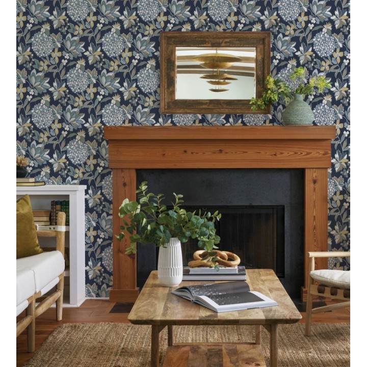 Papel pintado de flores exuberantes con estilo cottage - Midnight Florals 682970