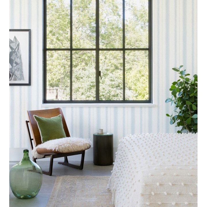 Papel pintado de rayas difuminadas en tonos celeste - Ibizan Stripes 683023