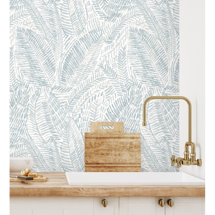 Papel pintado de hojas tropicales en tonos suaves azules - Copacabana Leaves 683064