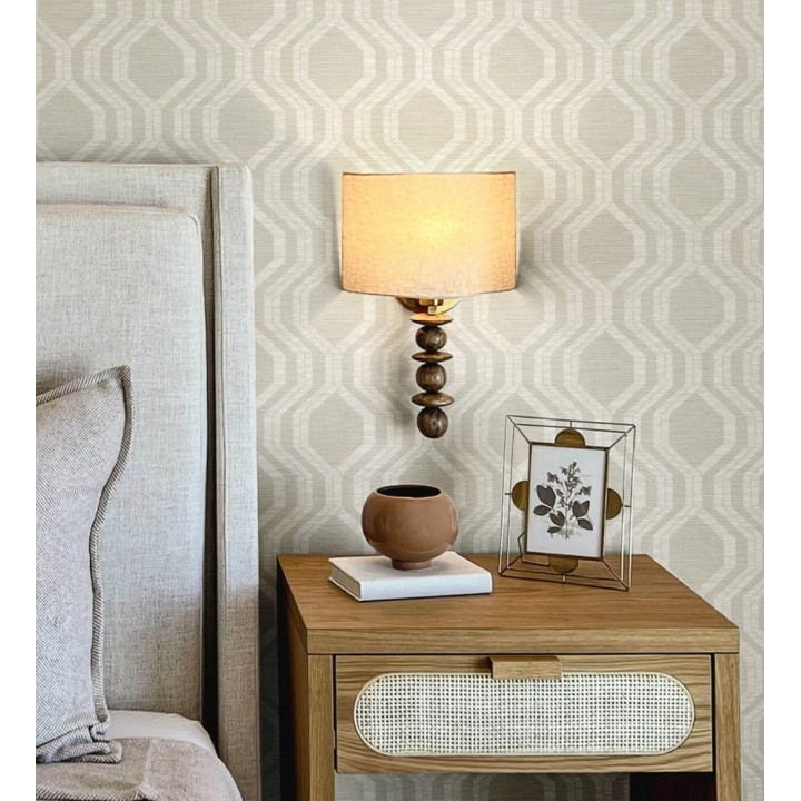 Papel pintado con diseño de hexágonos texturizados en tonos beige - Hexagon Harmony 683070