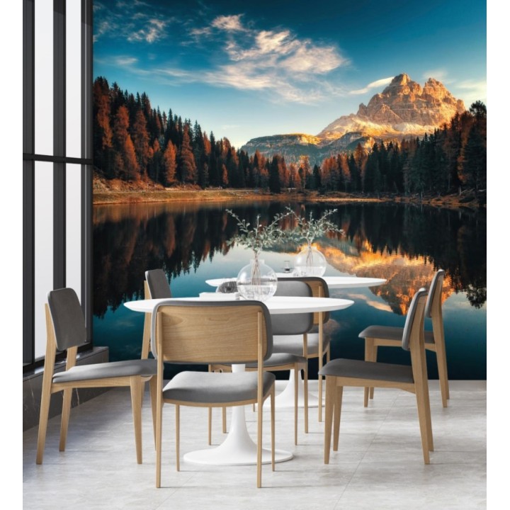 Papel pintado mural de escena de naturaleza con montaña y lago reflejando el paisaje - Nature Haven 683203