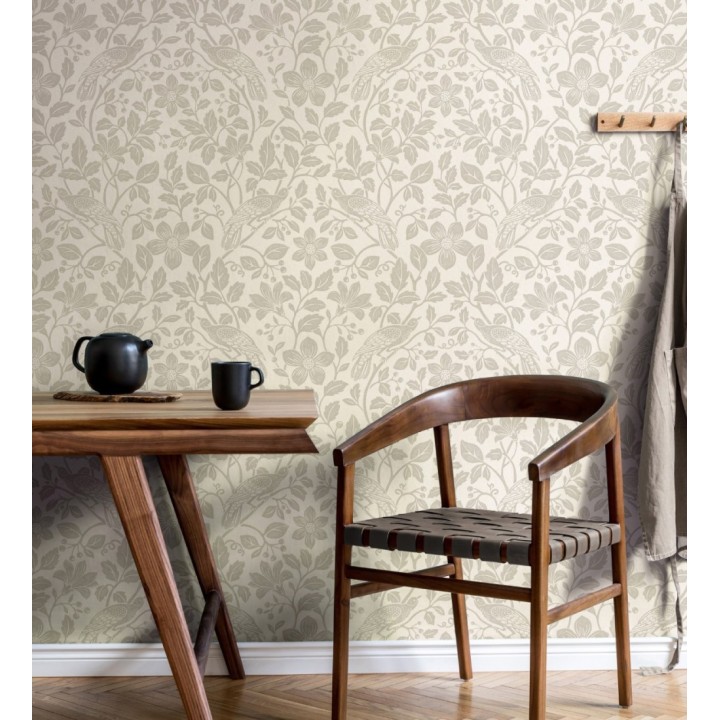 Papel pintado de aves exóticas entre follaje delicado tonos beige claro - Hampton Birds 683422