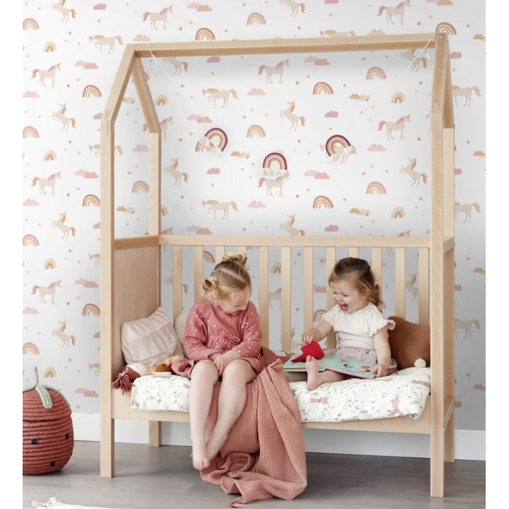 Papel pintado con unicornios arcoíris nubes y estrellas - Charming Unicorns 683496