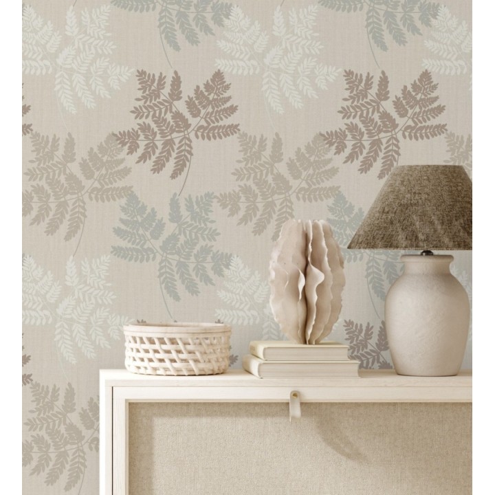 Papel pintado de hojas beige y metalizadas con fondo de lino en tonos naturales - Savoy Whisper 683517