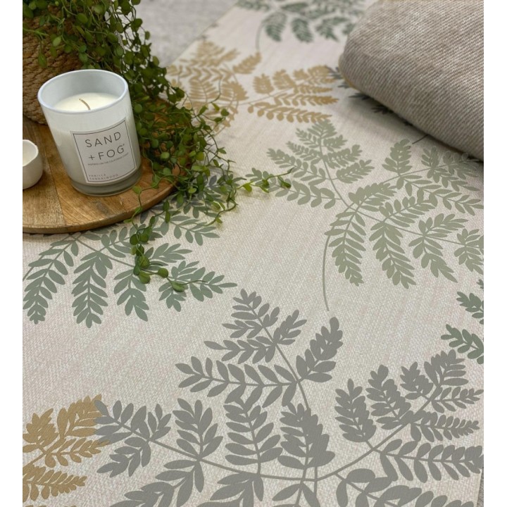 Papel pintado de hojas verdes y ocre con fondo de lino en tonos naturales - Savoy Whisper 683519