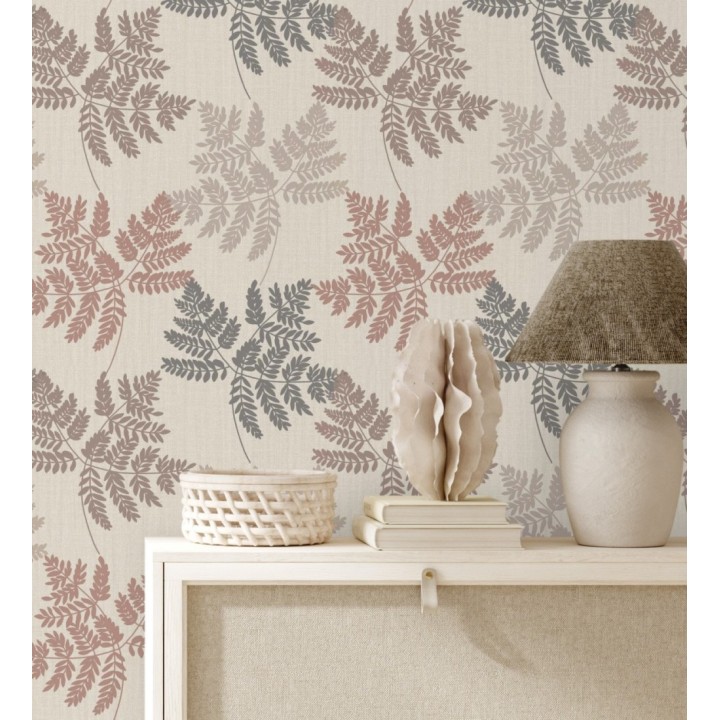 Papel pintado de hojas terracota y gris oscuro con fondo de lino en tonos naturales - Savoy Whisper 683520