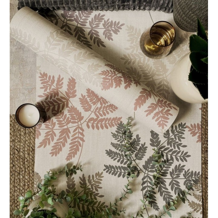 Papel pintado de hojas terracota y gris oscuro con fondo de lino en tonos naturales - Savoy Whisper 683520