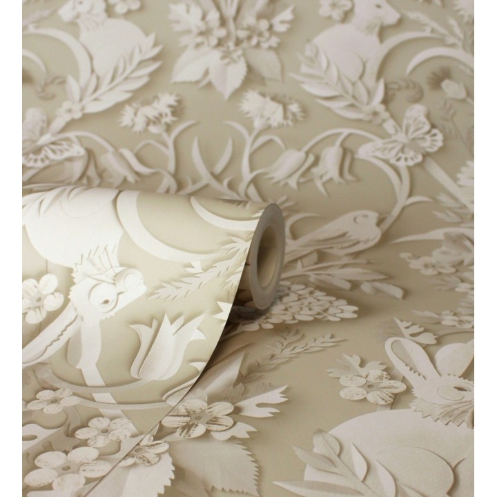 Papel pintado campestre de pájaros y conejos fondo color camel - Lorraine 683535