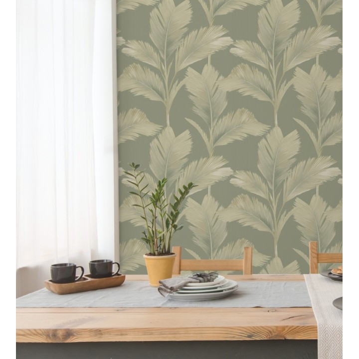 Papel pintado hojas de palma tropical color beige sobre fondo verde mate - Areca 683586