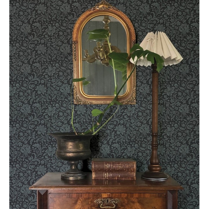 Papel pintado floral con hojas estilo vintage fondo azul oscuro - Waverly Ornate 683665