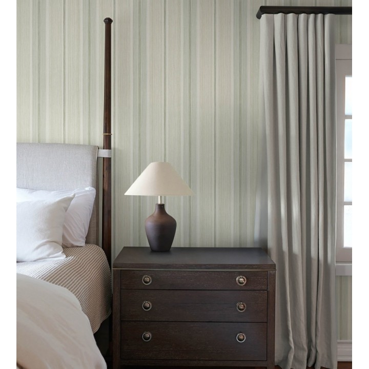 Papel pintado de rayas efecto lino natural texturado en color verde - Clarendon Lined 683703