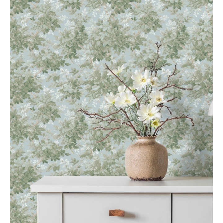 Papel pintado bosque frondoso tonos verde y azul pastel - Cotswold Foliage 683779