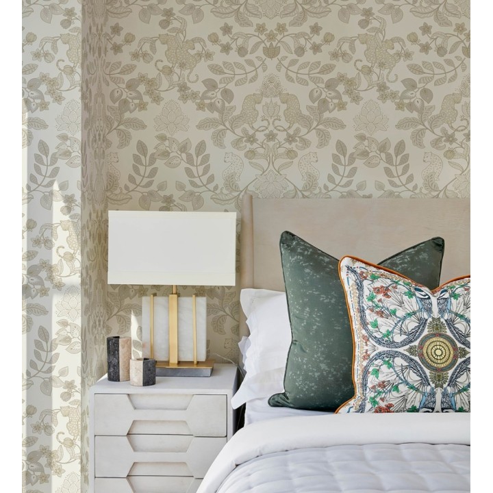 Papel pintado jardín de leopardos fondo blanco roto  - Liana Eden 683830