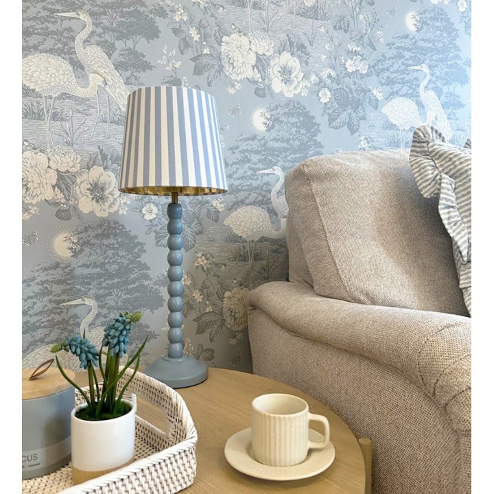 Papel pintado garzas toile en azul pastel - Kyoto Sanctuary 684249