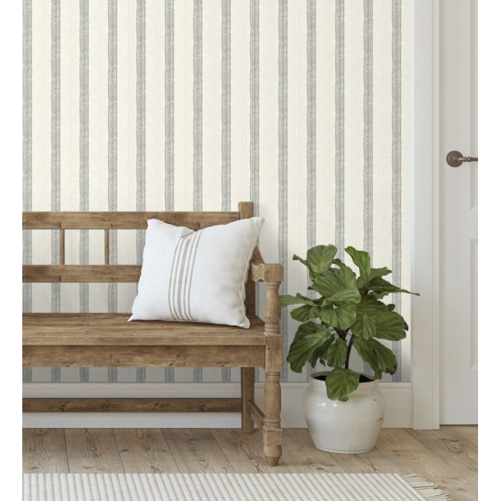 Papel pintado texturizado de rayas elegantes con grecas cian - Tisbury Pinstripe 684280