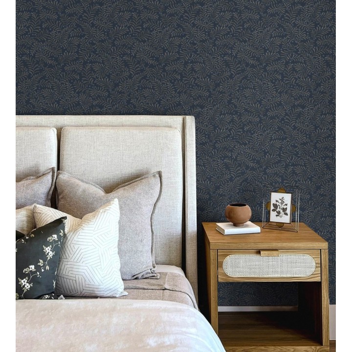 Papel pintado ramas taupe y bayas fondo lino texturizado azul eléctrico - Willowmere Sprigs 684296