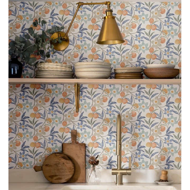 Papel pintado de frutas y flores estilo country tonos naranja azules y grises - Rowan Nectarine 684301