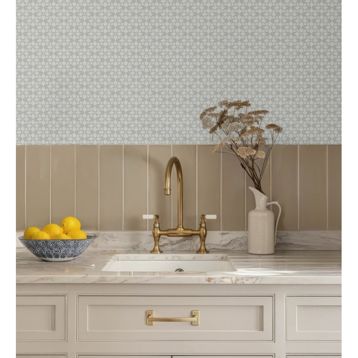 Papel pintado geométrico floral en estarcido blanco y fondo verde agua - Tampere Polaris 684305