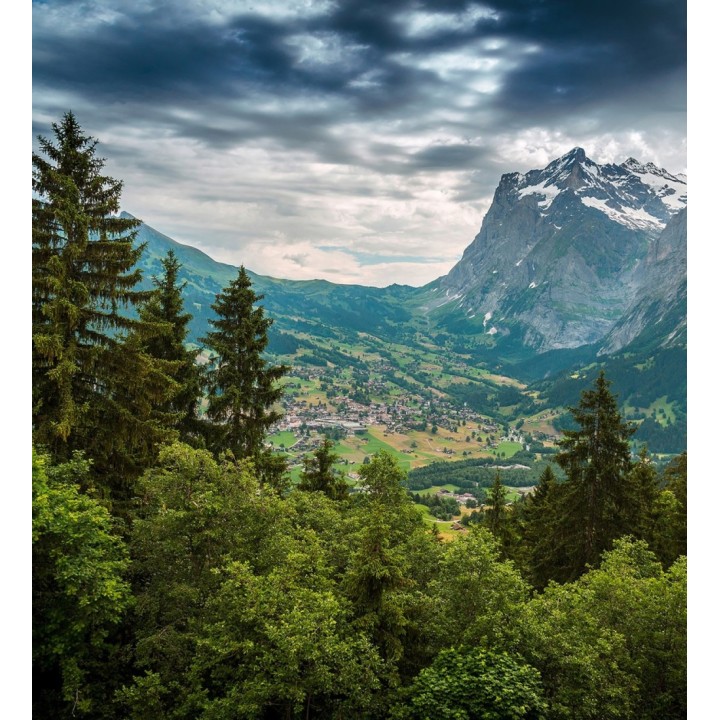 Papel pintado mural valle alpino con aldea y cumbres nevadas - Nature Haven 684720