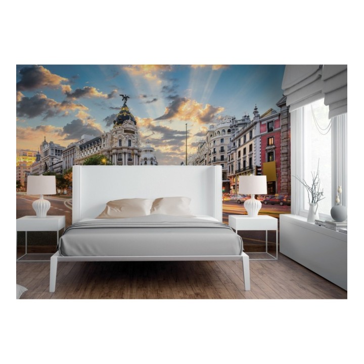 Papel pintado mural Gran Vía de Madrid con Edificio Metrópolis al atardecer - Triven Timeless 684746