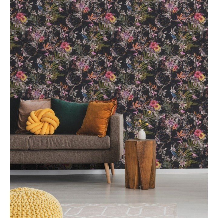 Papel pintado de flores tropicales y aves exóticas con diseño de selva densa - Zekko Savage 684791