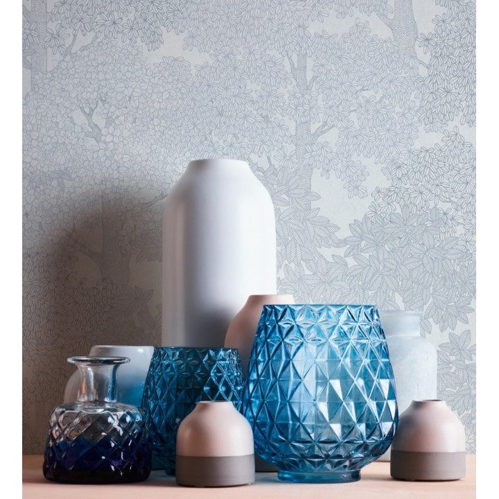 Papel pintado de árboles modernos con ilustración artística - Kavya Grove 684802