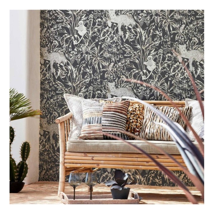 Papel pintado leopardos y monos sobre hojas tonos oscuros - Mugamba Jungle 127470