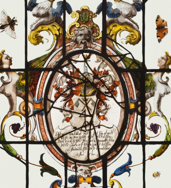 Papel pintado escudo heráldico roto - Broken Legacy 127960