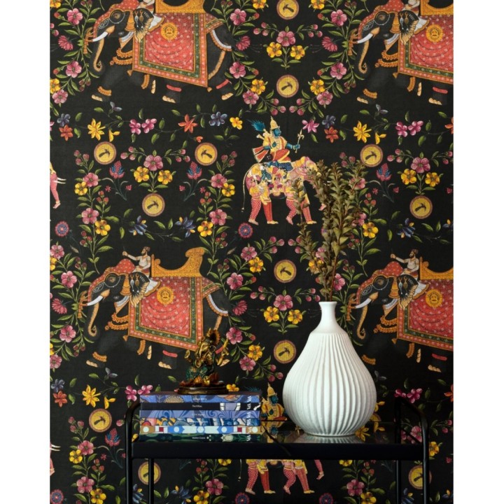 Papel pintado elefantes indios engalanados fondo oscuro - Kerala Ride 128168