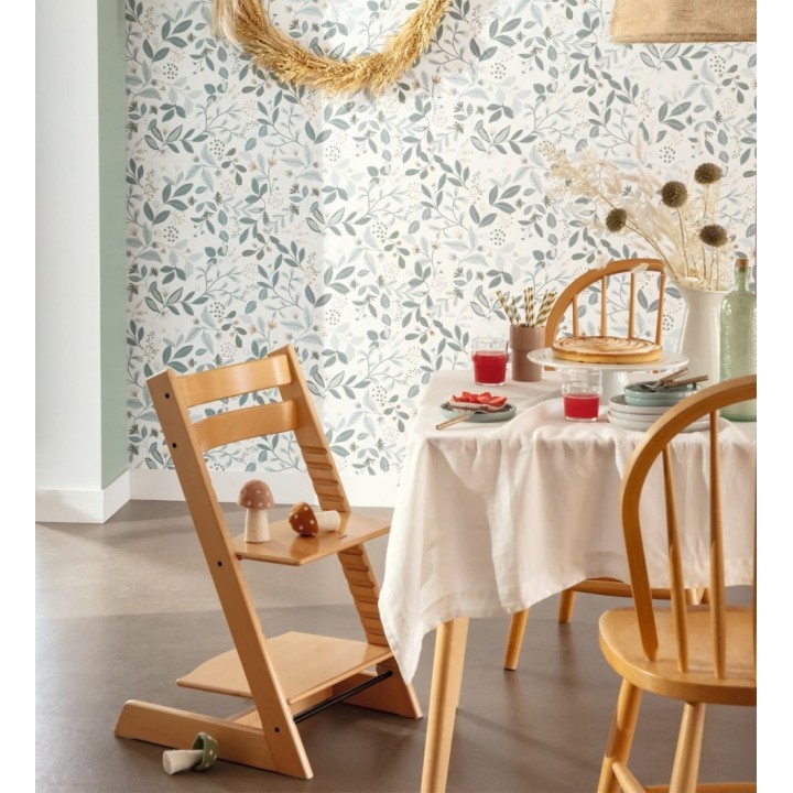 Papel pintado de hojas celeste y turquesa fondo claro - Damica 128603