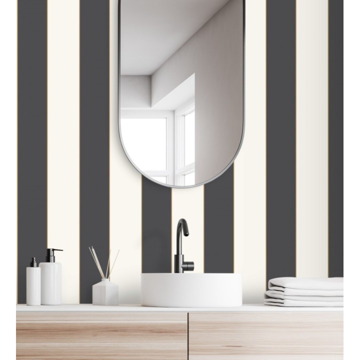 Papel pintado de rayas blancas y negras con líneas finas doradas - Diana Stripes 128614