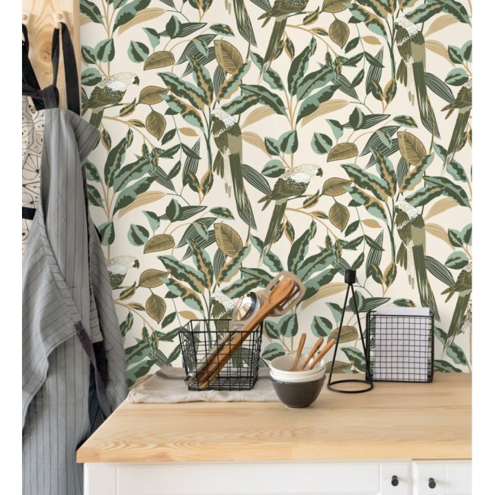 Papel pintado de loros y hojas verdes con detalles dorados estilo Art déco - Laika Parrots 128619