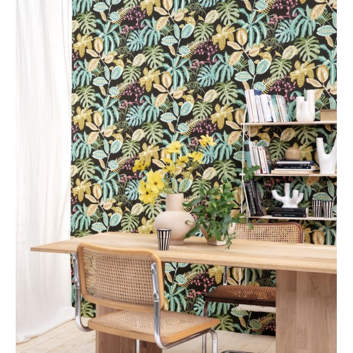 Papel pintado de hojas y plantas verdes y ocres tropicales con flores rosas - Manaos Leaves 128643